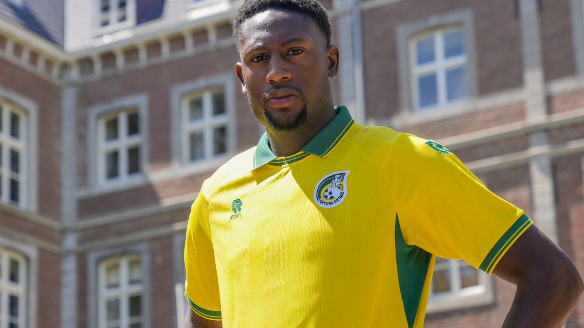 Lequincio Zeefuik nieuwe aanvaller bij Fortuna Sittard