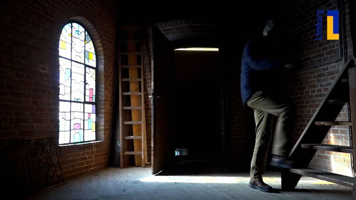 Kerkklokken luiden op plek aardbeving Herkenbosch
