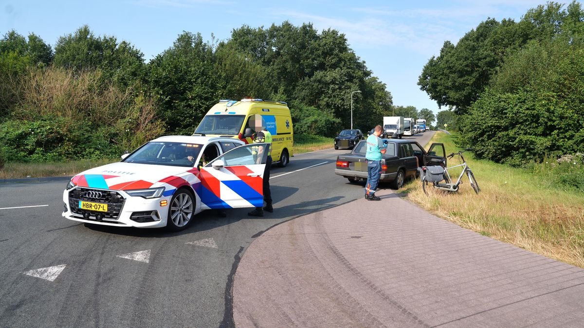 Fietser gewond bij aanrijding in Staphorst