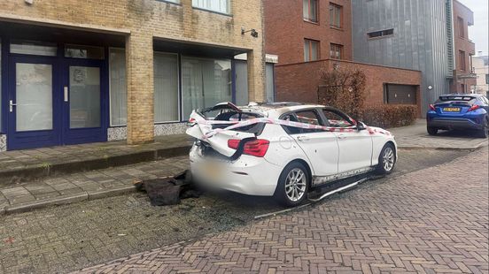 Auto uitgebrand • fietser gewond