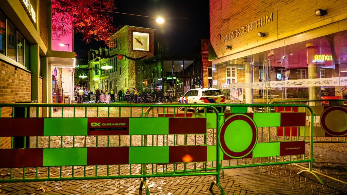 19 messen in beslag genomen bij grote fouilleeractie in Enschede