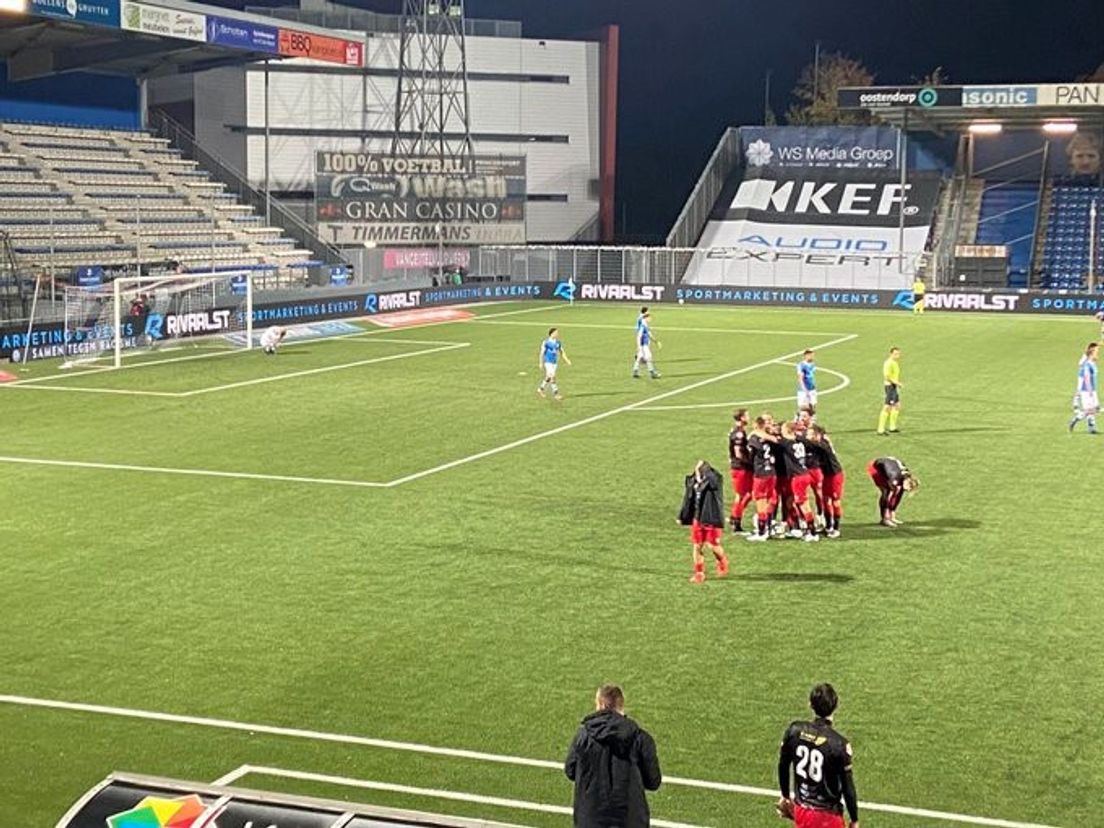 Feestvreugde bij Excelsior na de late 0-1 bij FC Den Bosch