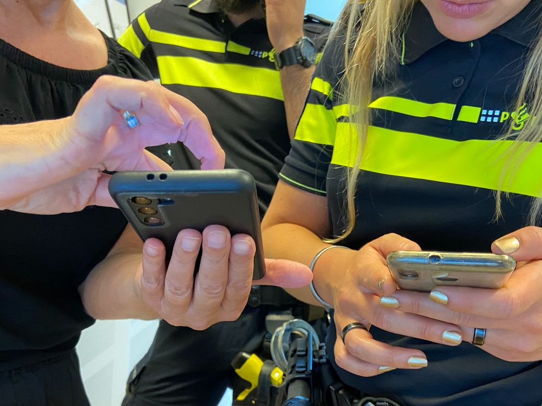 Meteen na een melding zoekt het Digikamerteam naar het mediagedrag van de verdachte
