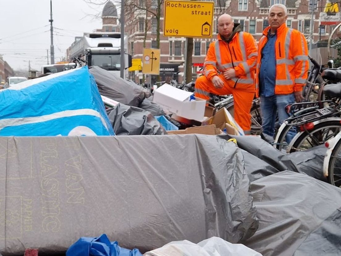 Raymundo Bond (links) en Mo Dahani (rechts), teamleiders van gemeente Rotterdam