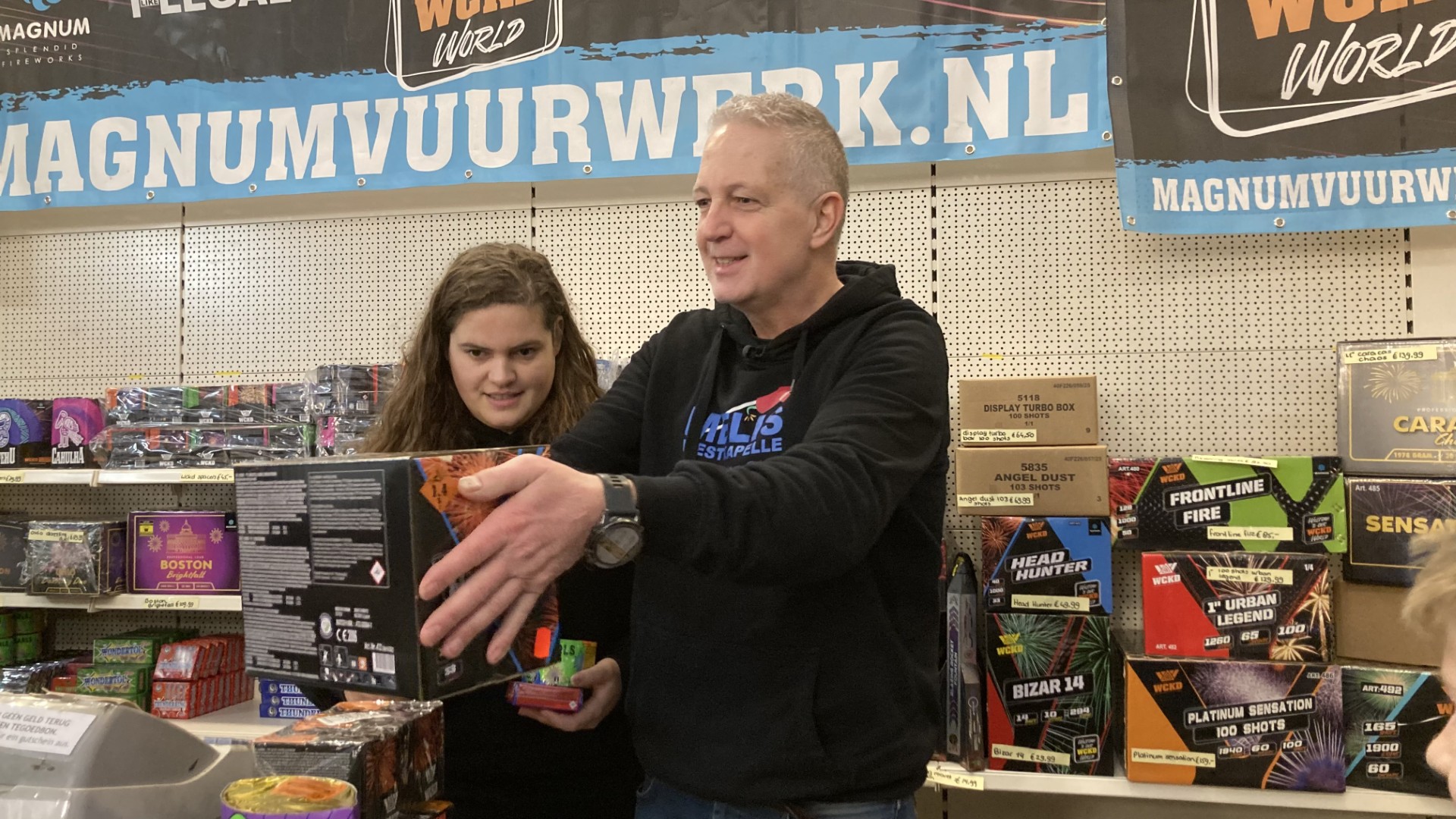 Vuurwerkverkoper Alex heeft begrip voor vuurwerkverbod: 'Maar ik ga het wel missen'