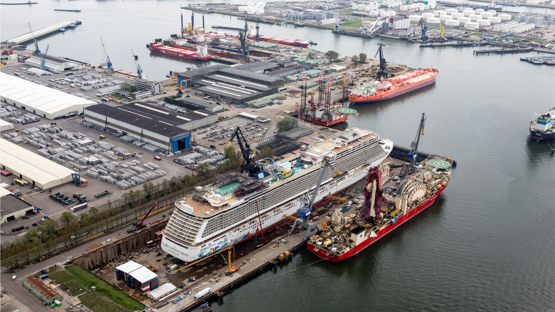De Verolme-werf in Schiedam.
