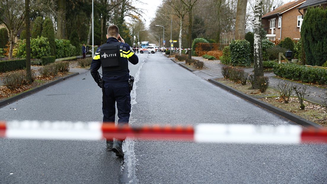 De 53-jarige man uit Doornspijk die vrijdagmiddag aan de Oenenburgweg in Nunspeet werd ontvoerd, is terecht. De man liep vrijdagavond naar zijn huis in Doornspijk toe. Daar was de recherche nog bezig met onderzoek. Hij mankeerde niets.