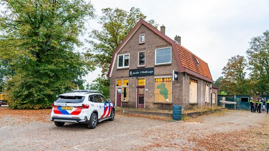 Politie omsingelt pand na mogelijke inbraak