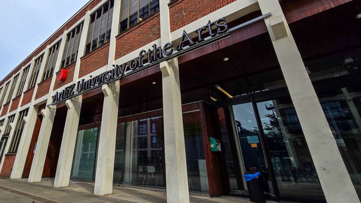 Onrust onder (oud)AKI-studenten: verdwijnt de kunstacademie uit Enschede?