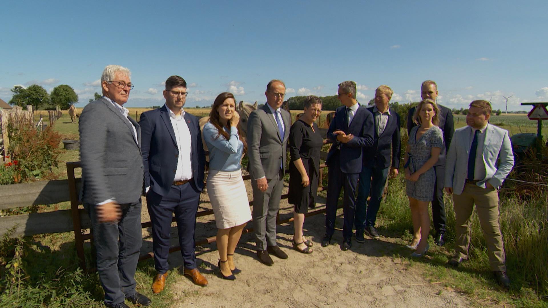 Presintaasje bestjoersakkoart yn Furdgum, 13 july 2023