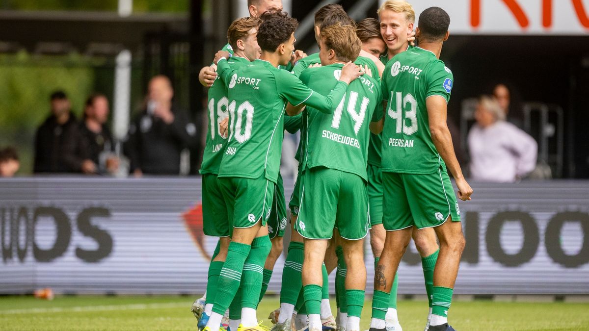 FC Groningen speelt slechte eerste helft, maar staat virtueel wel in de play-offs (1-1)