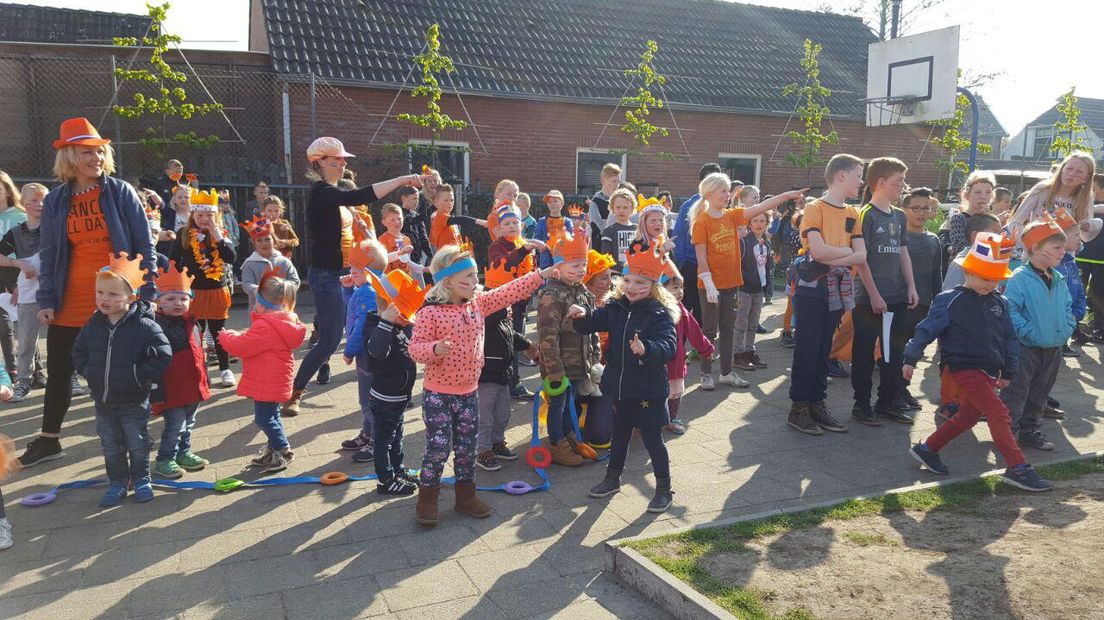 Start van de Koningsspelen op Paul Krugerschool in Coevorden (Rechten: RTV Drenthe/Dylan de Lange)