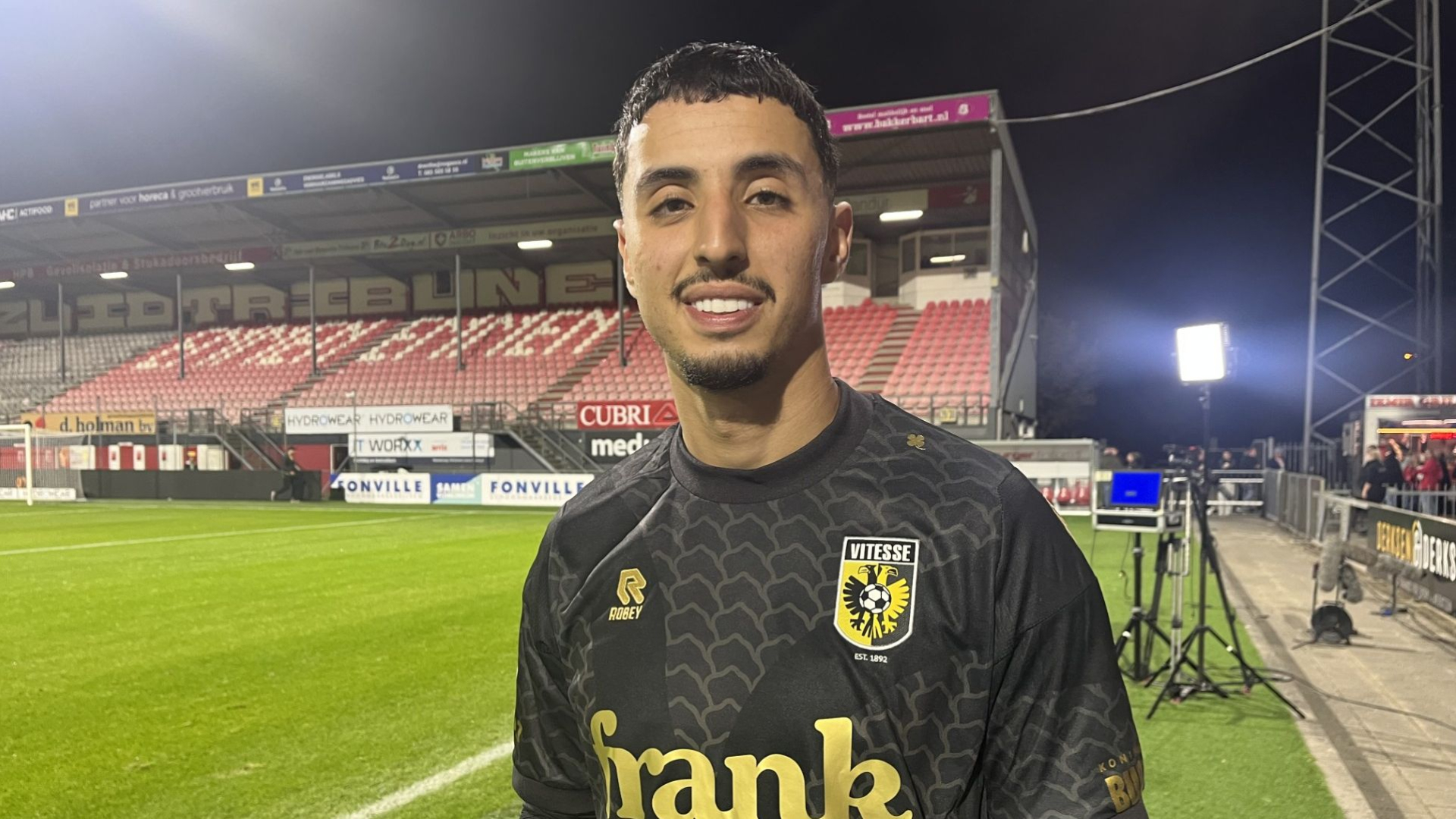 Voormalig Feyenoord spits Naoufal Bannis viel opnieuw in bij Vitesse