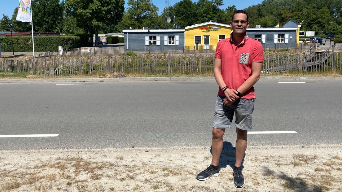 Bungaloweigenaar Joris Bracke is blij dat Oostappen Groep eindelijk het geld gaat uitbetalen