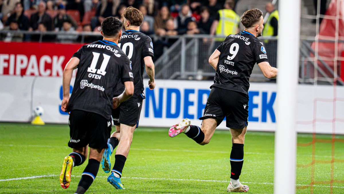 Wedstrijd Heerenveen verplaatst | 'Sipke Hulshoff wordt assistent-trainer bij Feyenoord'