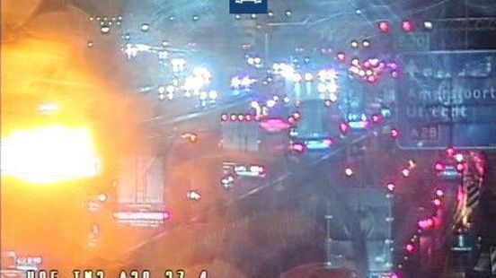 A28 dicht na ongeluk met meerdere autos. A28 dicht na ongeluk met meerdere autos.