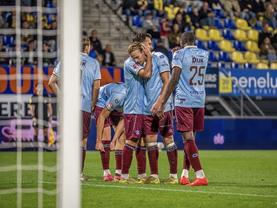Liveblog: Van Hove maakt gelijk voor FC Emmen