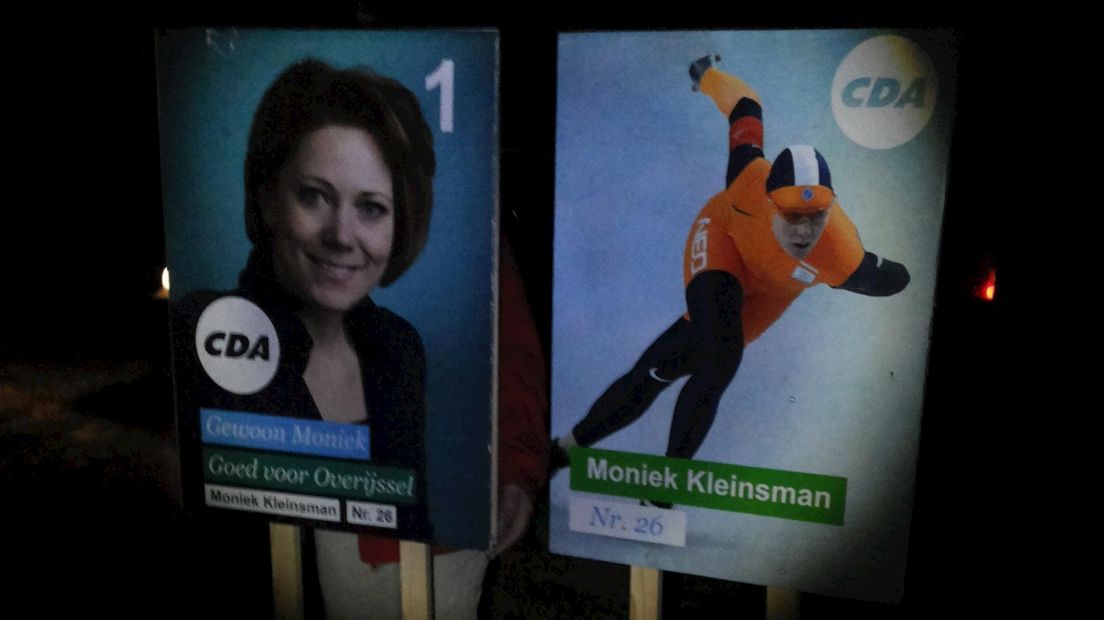 Verkiezingsbord gestolen