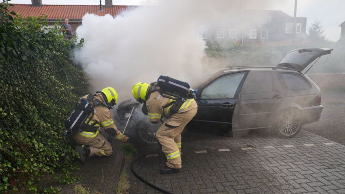 Bij de brand kwam veel rook vrij.