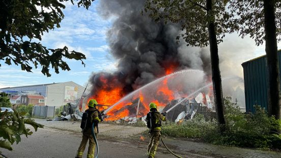 Waarom moet je de ventilatie uitzetten bij brand in de buurt - en hoe doe je dat?