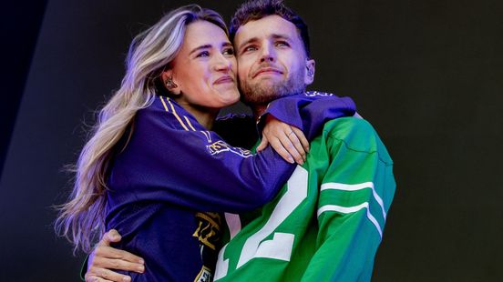 Waarom verdrietige gebeurtenissen leiden tot hoge noteringen in hitlijsten