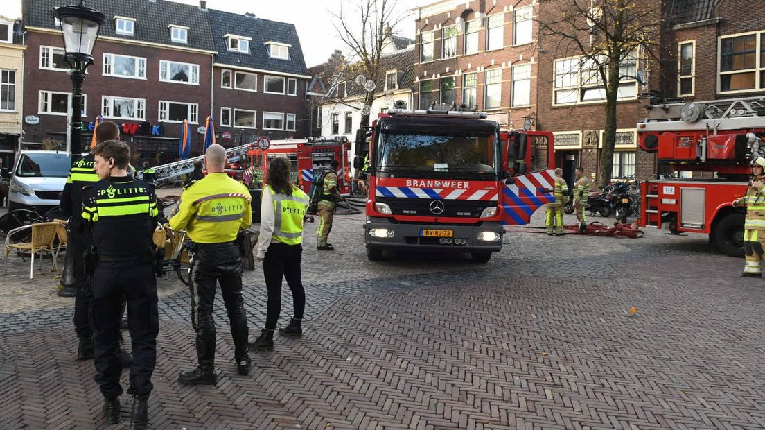 Brand in woning aan Domplein.