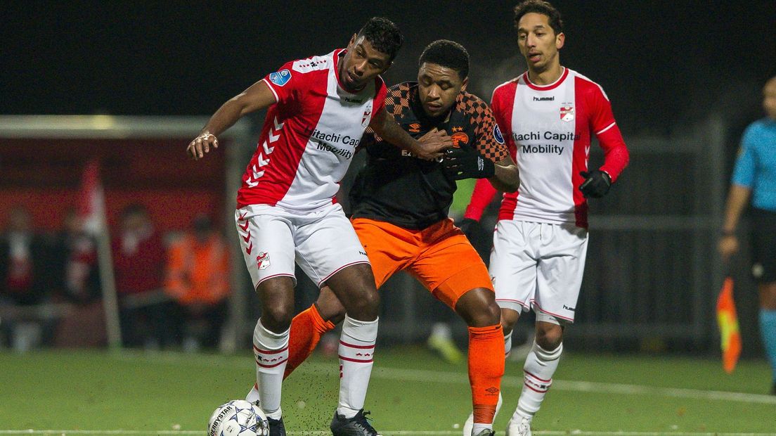 FC Emmen speelt de uitwedstrijd tegen PSV een dag eerder (Rechten: EPA/ANP Sport/Cor Lasker)
