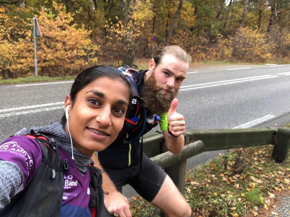 Gerben (rechts) en begeleider Sameena (links)