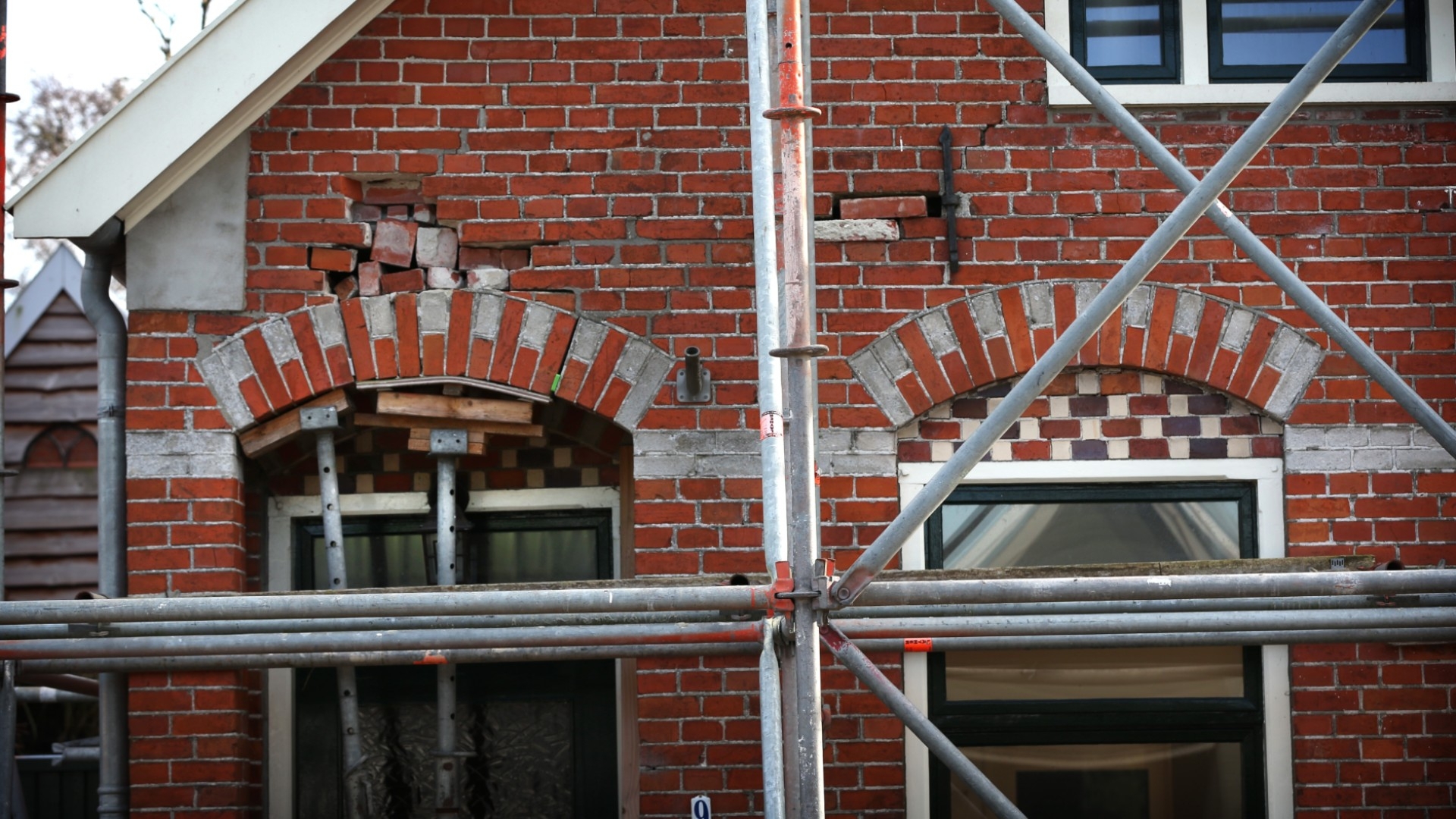Nieuwe tegenslag in versterkingsoperatie: 'Fouten in mogelijk duizenden beoordelingsrapporten'