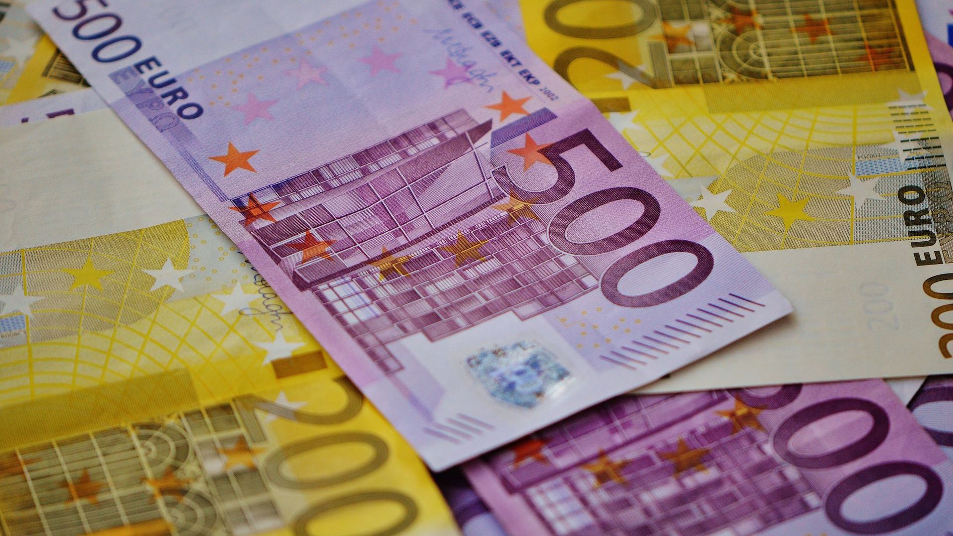 Gemeente Winterswijk blijkt onverwacht een overschot van bijna 12 miljoen euro te hebben.