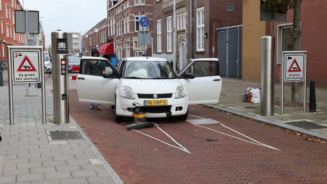 Poller Hoefkade
