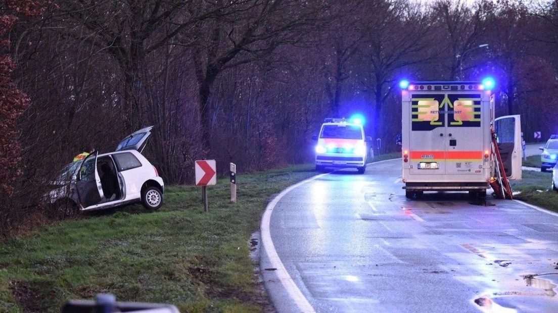 Bij een ongeluk in Duitsland raakten twee mensen gewond