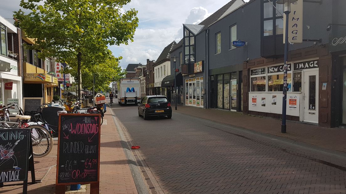 De gemeente neemt maatregelen om overlast in de Rolderstraat te ontmoedigen (Rechten: RTV Drenthe)