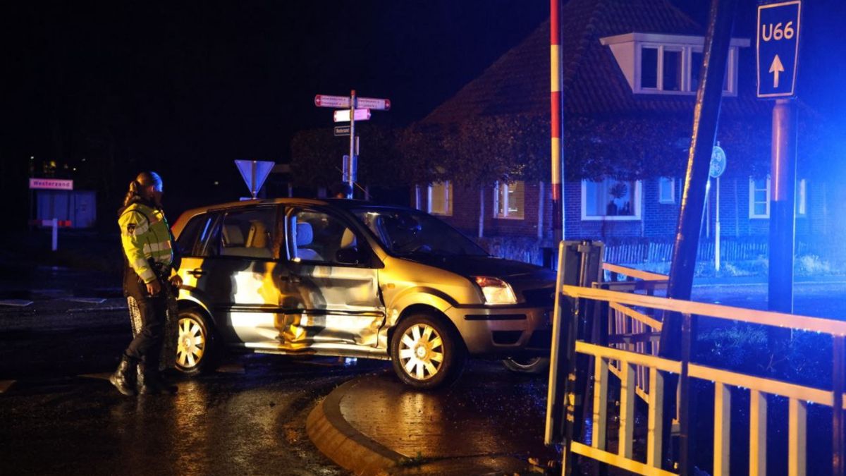 112-nieuws: Kop-staartbotsing bij Zuidlaren • Auto botst tegen boom in Peize