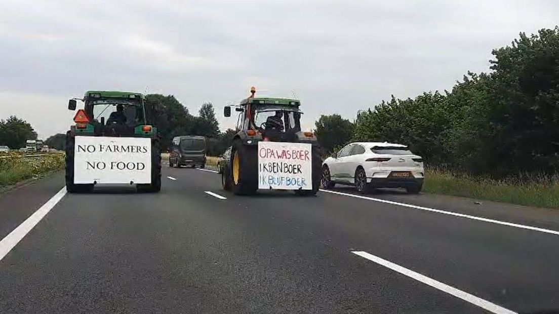 Boeren op snelweg