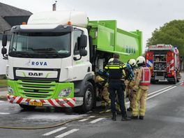 Vuilniswagen vat vlam op N371 bij Havelte
