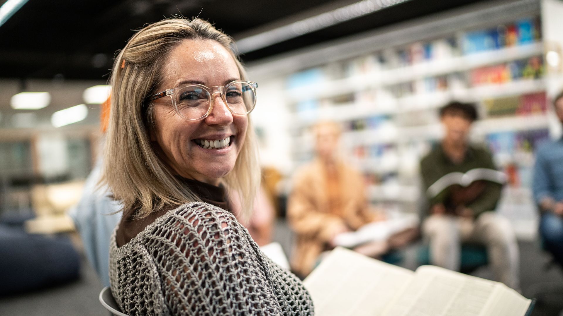 Vrijwilligers gezocht voor Tegenlicht Meet-ups in Lichtenvoorde en Winterswijk.