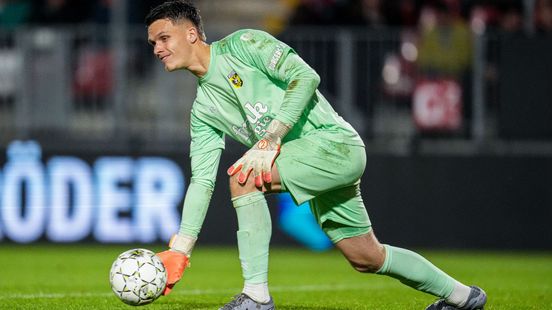 LIVE | Vitesse begint goed, maar moet keeper bedanken dat het nog niet achter staat