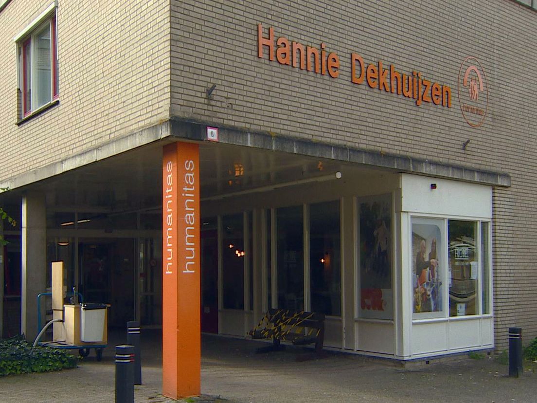 Hannie Dekhuijzen in Rotterdam-Charlois wil een andere aanpak tijdens de tweede coronagolf
