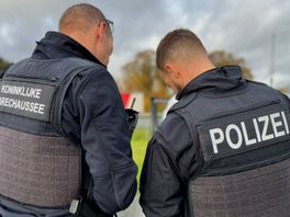 De Nederlandse politie en marechaussee werken samen met de Duitse bundespolizei en regiopolitie.