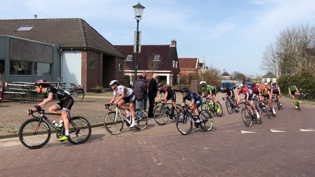 Beeld uit de etappe naar Winsum van vorig jaar