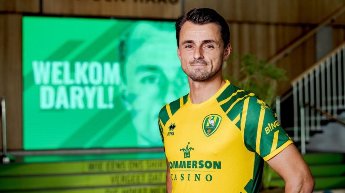 Daryl van Mieghem was met zijn winnende doelpunt belangrijk voor ADO