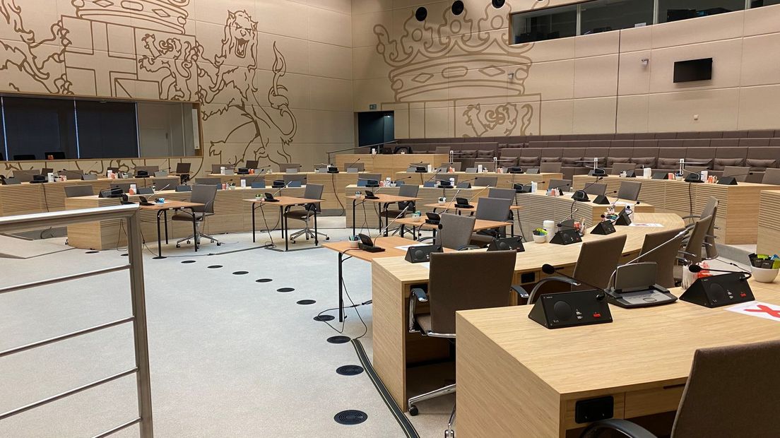 De zaal in het Provinciehuis waar de eerste zitting wordt gehouden