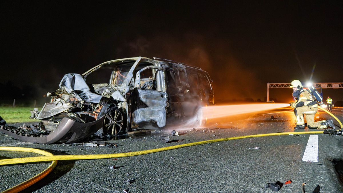 Passanten voorkomen dat man levend verbrandt op de A1