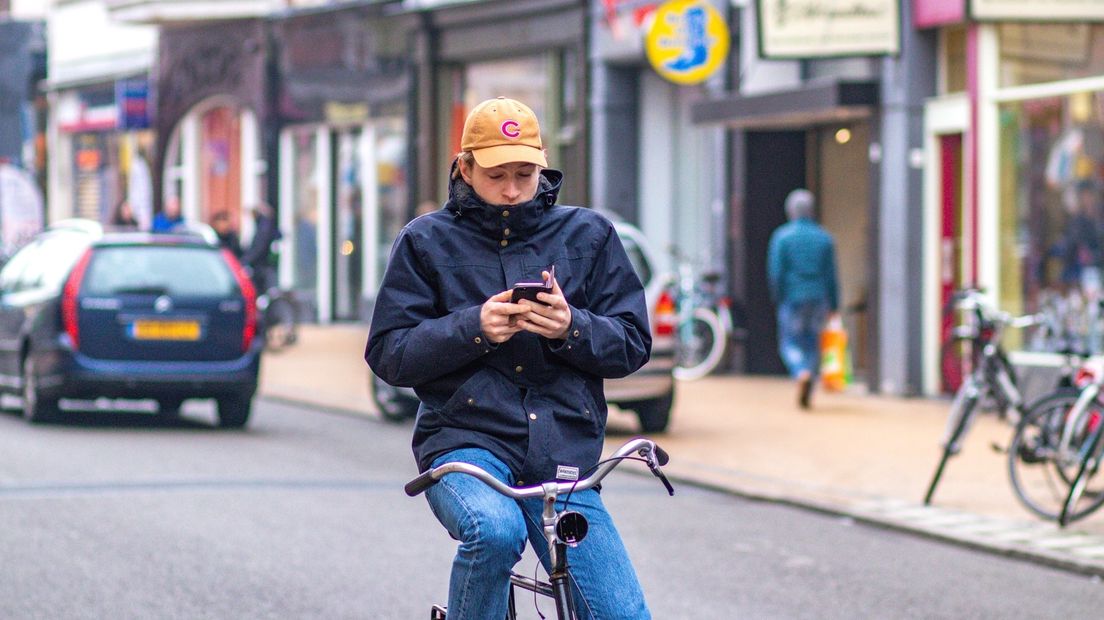 De minst geliefde weggebruikers zijn appende fietsers