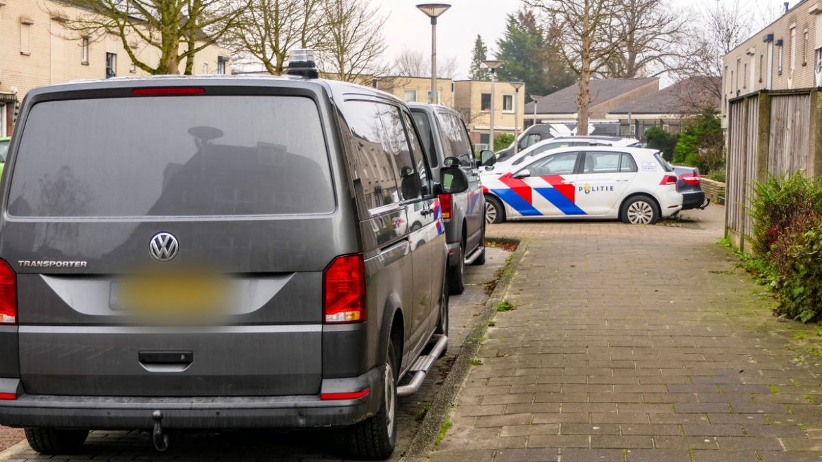 Reeks aanslagen op woningen: 'Goudlokje' in de boeien geslagen
