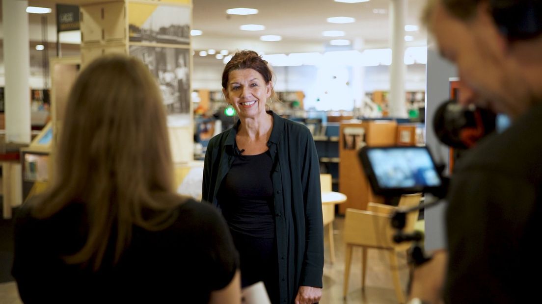 Jannie ten Hove wordt geïnterviewd door MuseumTV