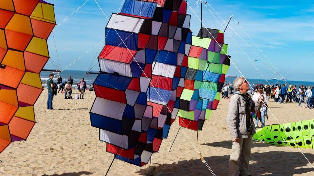 Vliegerfeest op Scheveningen