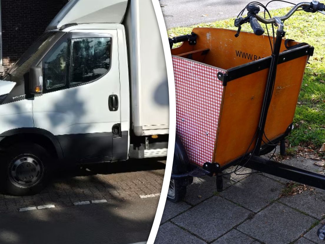 De vijf bakfietsen lagen in een witte bestelbus.