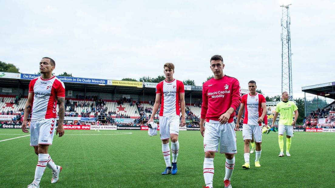 FC Emmen verloor de eerste wedstrijd van het seizoen van FC Groningen (Rechten: VI-Images)
